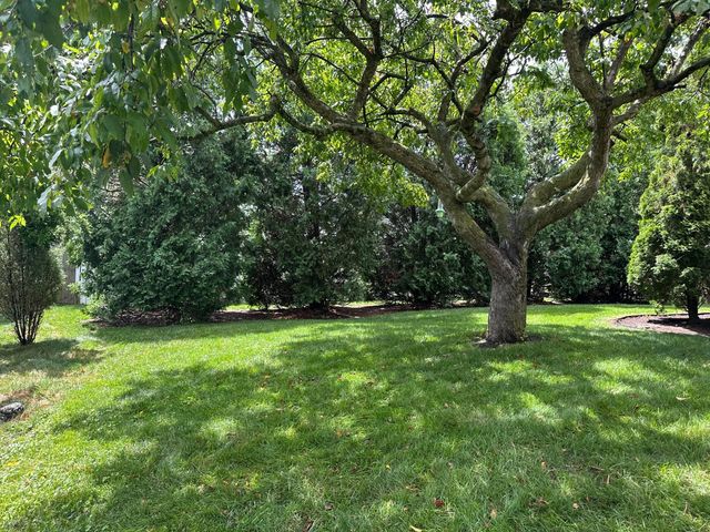 3325 Paradise Avenue, Hilliard, OH 43026