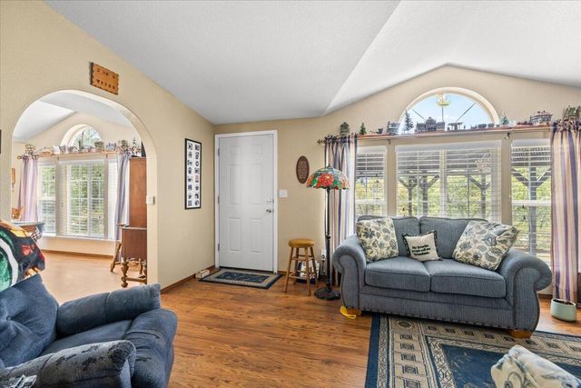 4677 Williams Highway, Grants Pass, OR 97527