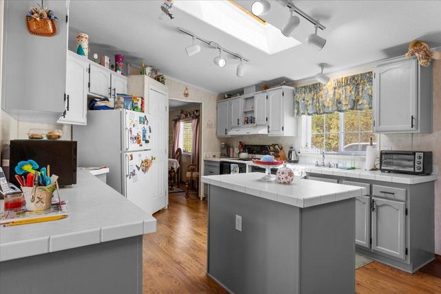 4677 Williams Highway, Grants Pass, OR 97527