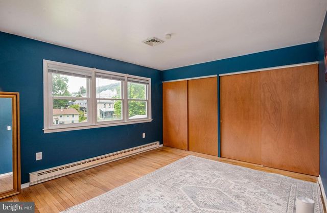 44 WALNUT ST, Reading, PA 19606