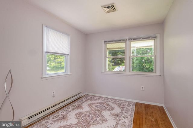 44 WALNUT ST, Reading, PA 19606