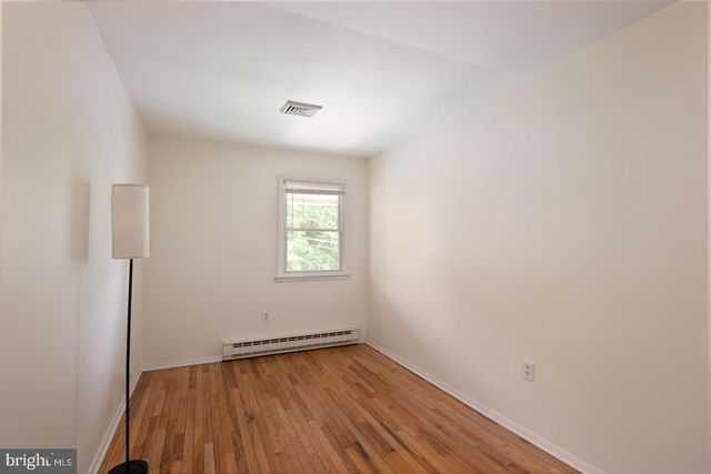 44 WALNUT ST, Reading, PA 19606