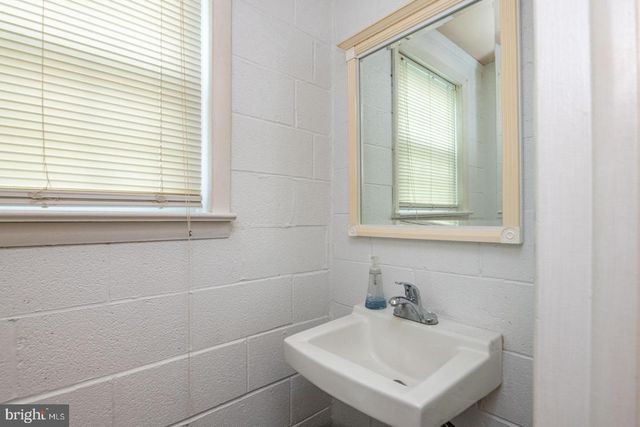 44 WALNUT ST, Reading, PA 19606