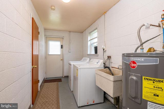 44 WALNUT ST, Reading, PA 19606