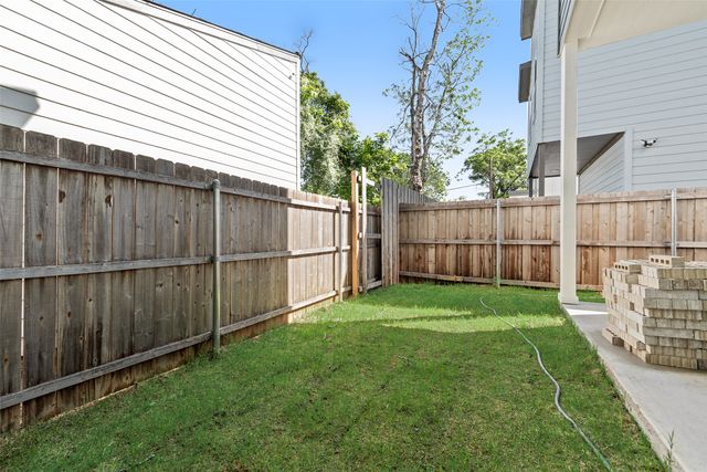 2341 Scott Street, Dallas, TX 75215