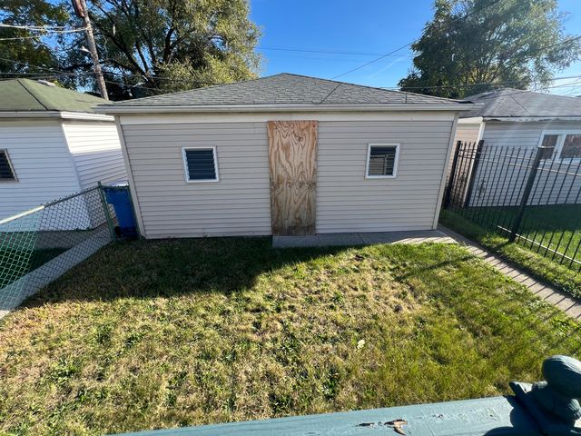 7835 S Rhodes Avenue, Chicago, IL 60619