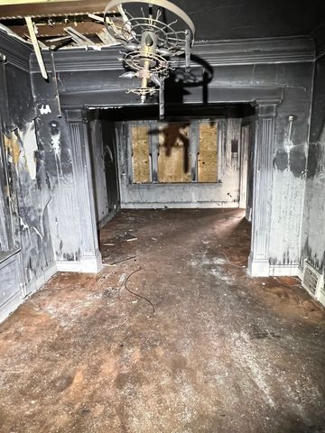 7835 S Rhodes Avenue, Chicago, IL 60619