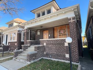 7835 S Rhodes Avenue, Chicago, IL 60619