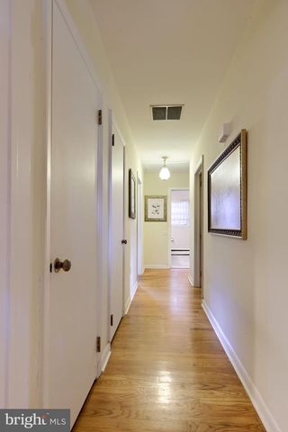 201 MURRY HILL DR, Lancaster, PA 17601