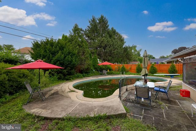 201 MURRY HILL DR, Lancaster, PA 17601