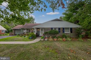 201 MURRY HILL DR, Lancaster, PA 17601