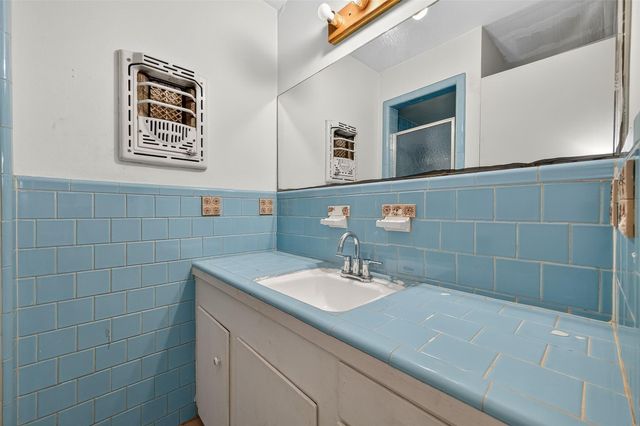 1509 Ronson Road, Houston, TX 77055