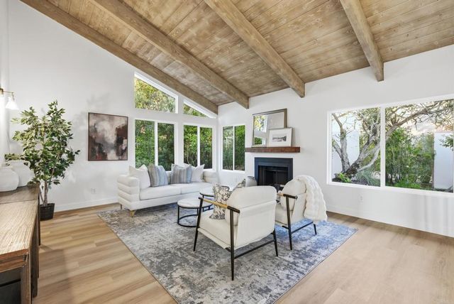 2830 Esturion Place, Carlsbad, CA 92009