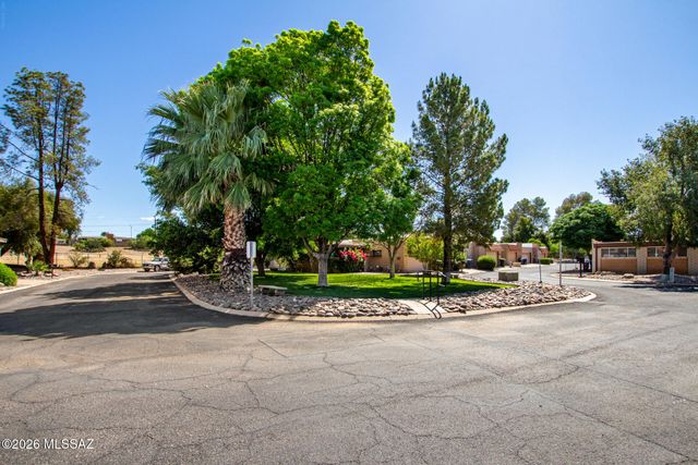 8342 E Cypress Point Lane, Tucson, AZ 85710