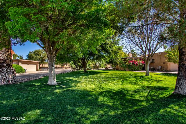 8342 E Cypress Point Lane, Tucson, AZ 85710
