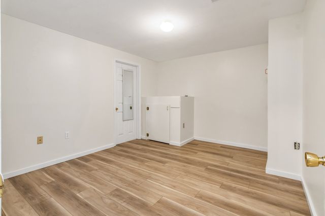 7 Royal Dr, Methuen, MA 01844