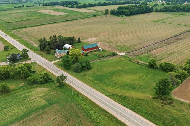W3536 Highway 33, Horicon, WI 53032