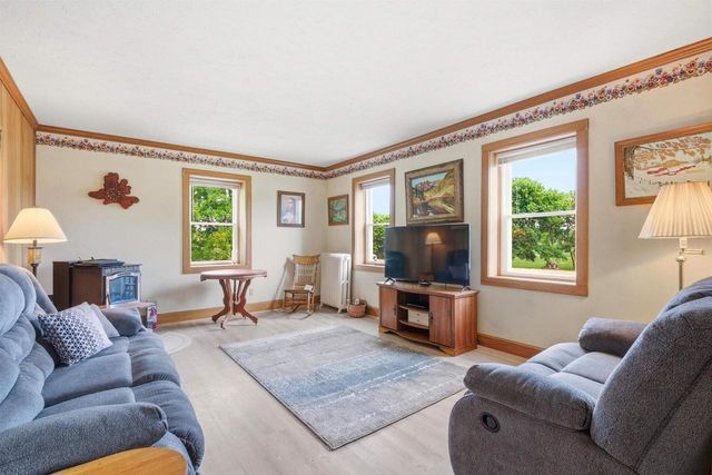 W3536 Highway 33, Horicon, WI 53032