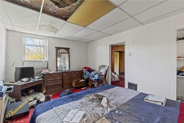 1340 Herman St, Troy Hill, PA 15212