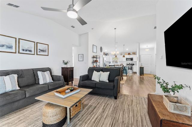 18 SEAMAN TRAIL E, Palm Coast, FL 32164