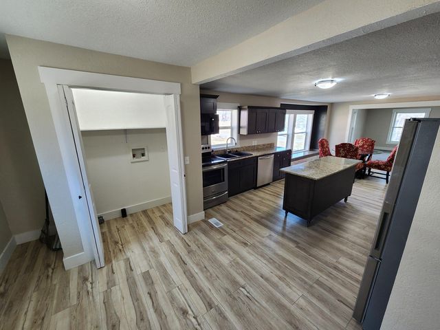 106 Mountain Street, Cassville, MO 65625