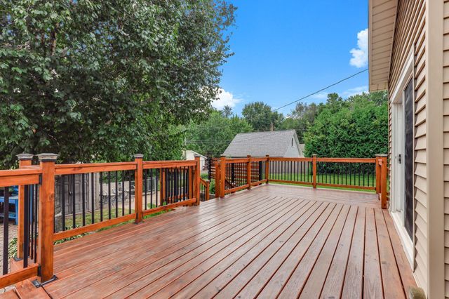952 Humboldt Avenue, West Saint Paul, MN 55118