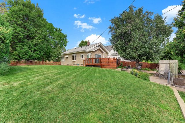 952 Humboldt Avenue, West Saint Paul, MN 55118