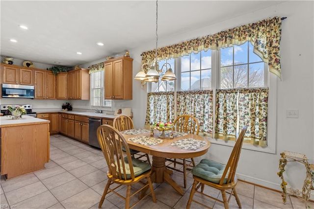 566 Cardamon DR, Virginia Beach, VA 23464