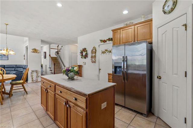 566 Cardamon DR, Virginia Beach, VA 23464