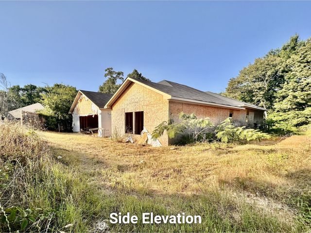 110 Elmwood Court, Palestine, TX 75801