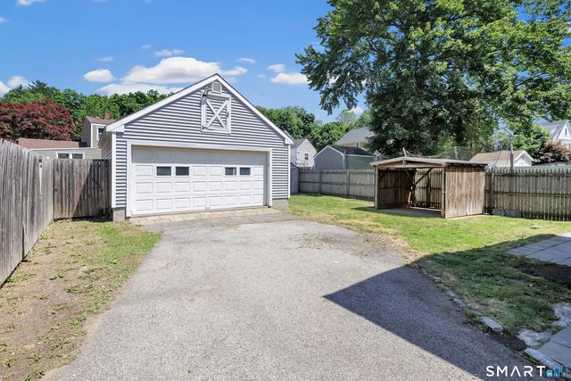 41 Frisbie Street, Stamford, CT 06906