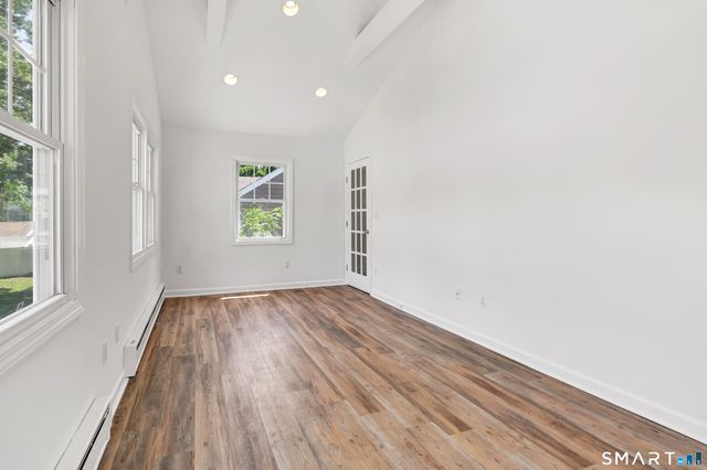 41 Frisbie Street, Stamford, CT 06906