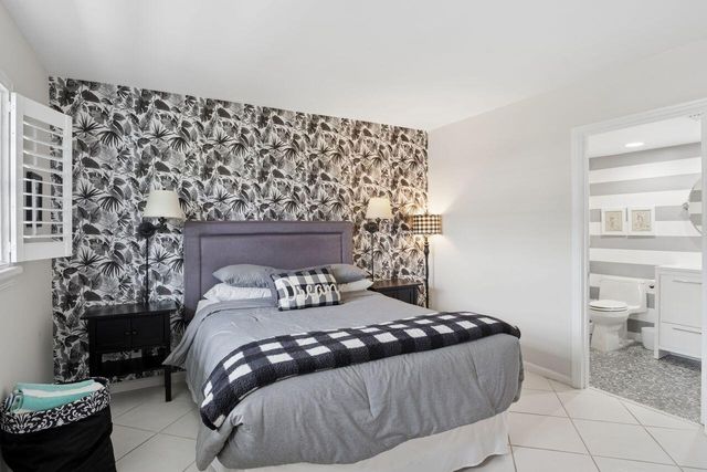 157 Atlantis Boulevard 103, Atlantis, FL 33462