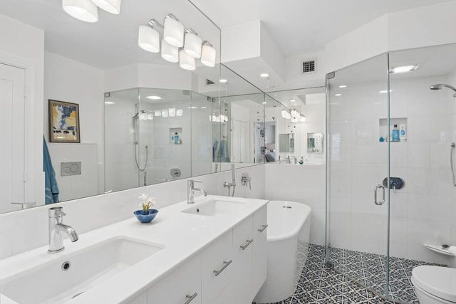 157 Atlantis Boulevard 103, Atlantis, FL 33462