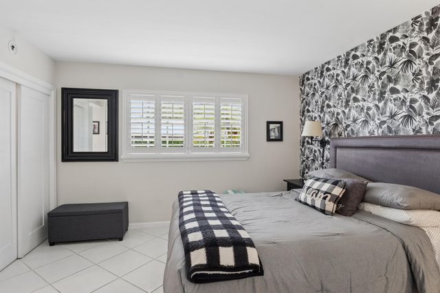 157 Atlantis Boulevard 103, Atlantis, FL 33462