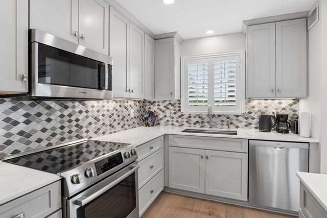 157 Atlantis Boulevard 103, Atlantis, FL 33462