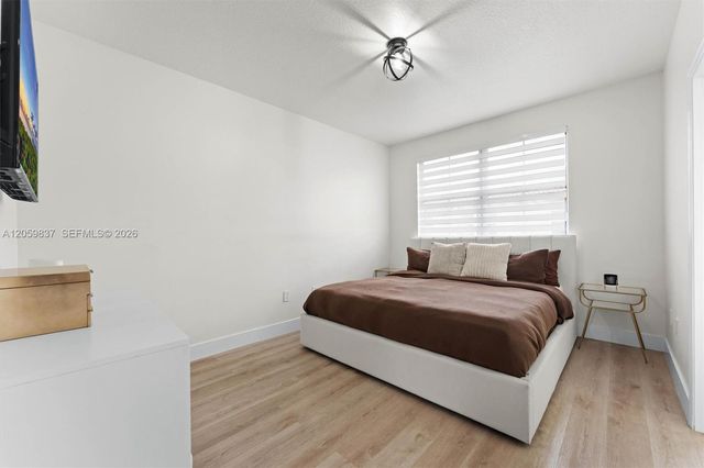 8424 NW 141st Ln 4307, Miami Lakes, FL 33016