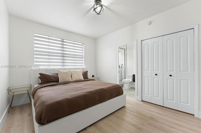 8424 NW 141st Ln 4307, Miami Lakes, FL 33016