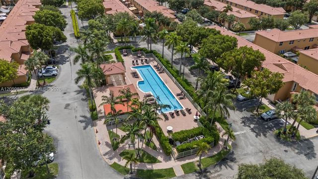 8424 NW 141st Ln 4307, Miami Lakes, FL 33016