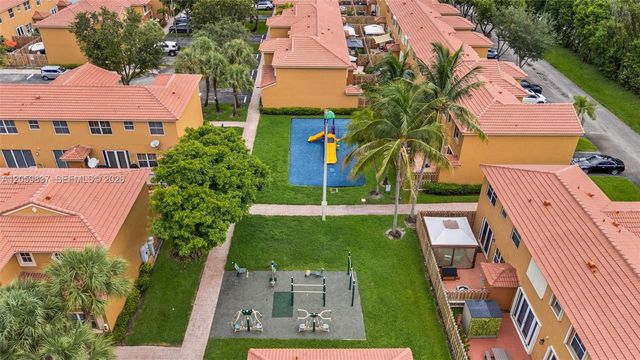 8424 NW 141st Ln 4307, Miami Lakes, FL 33016