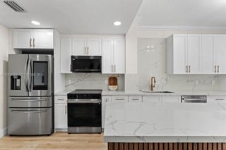8424 NW 141st Ln 4307, Miami Lakes, FL 33016