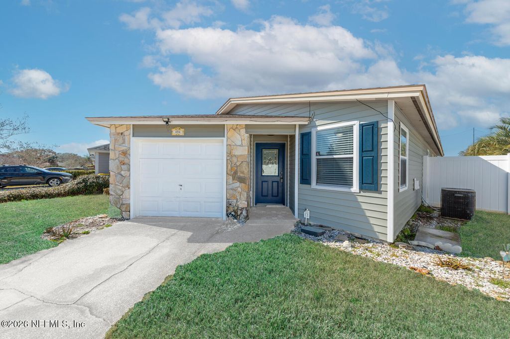 494 FILMORE Drive, Jacksonville, FL 32225