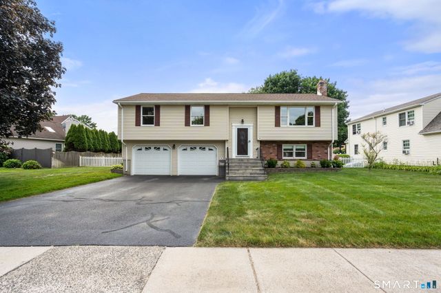 12 South Meadow Lane, Enfield, CT 06082