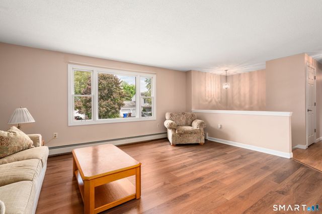 12 South Meadow Lane, Enfield, CT 06082
