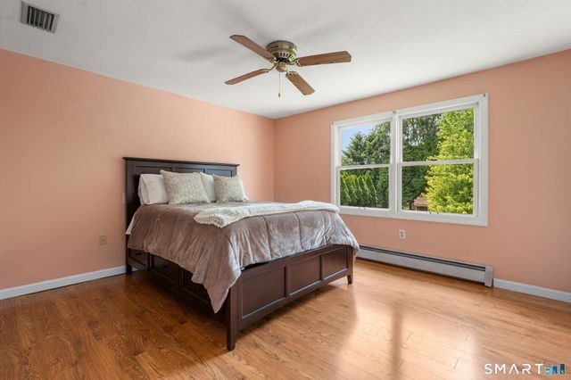 12 South Meadow Lane, Enfield, CT 06082
