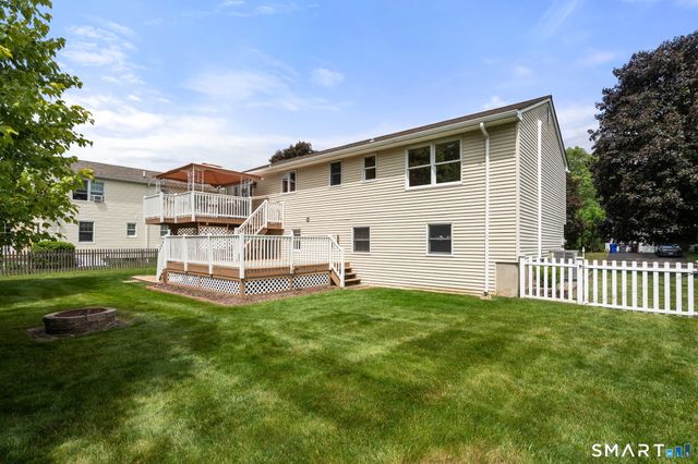 12 South Meadow Lane, Enfield, CT 06082