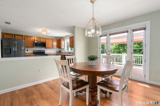12 South Meadow Lane, Enfield, CT 06082