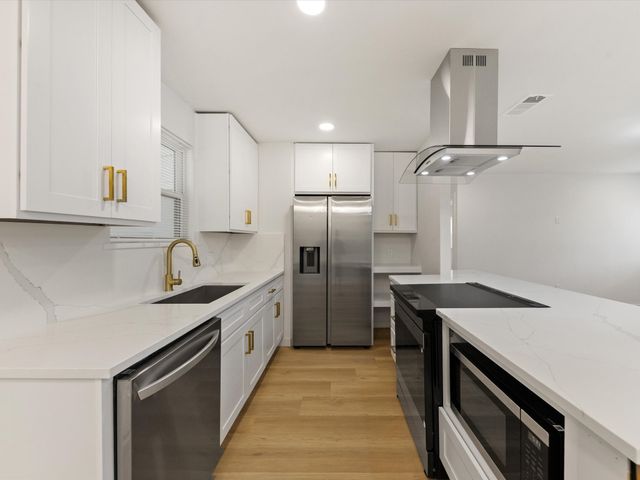 2907 Andrea Lane, Dallas, TX 75228