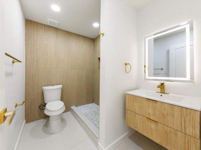 2907 Andrea Lane, Dallas, TX 75228