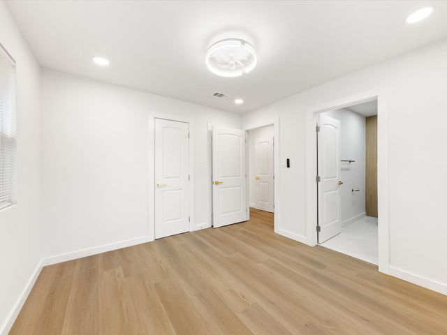 2907 Andrea Lane, Dallas, TX 75228